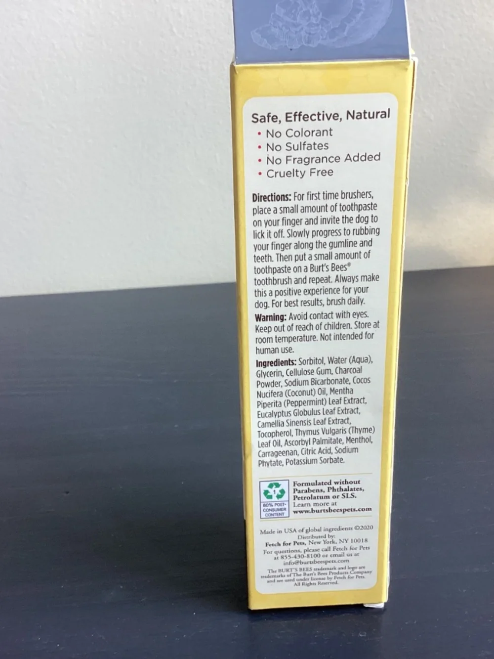 New In Box Burt’s Bees Brightening Toothpaste Charcoal & Coconut Oil 2.5oz Mint